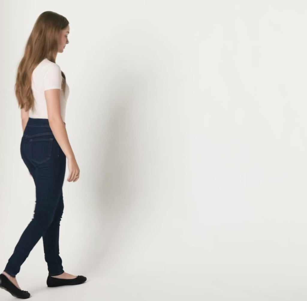 Essentials Women's Stretch Denim Mid-Rise Pull-On Skinny Jegging